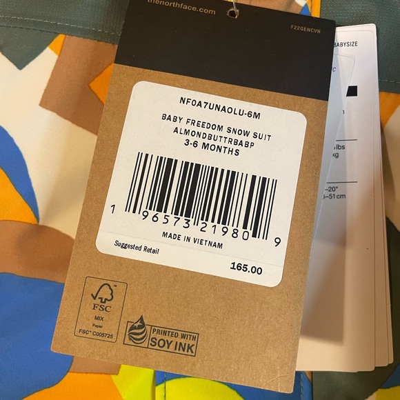 NWT The North Face Baby Freedom Infant (3-6mos) Snow Suit. Almond Butter print. - Picture 10 of 10